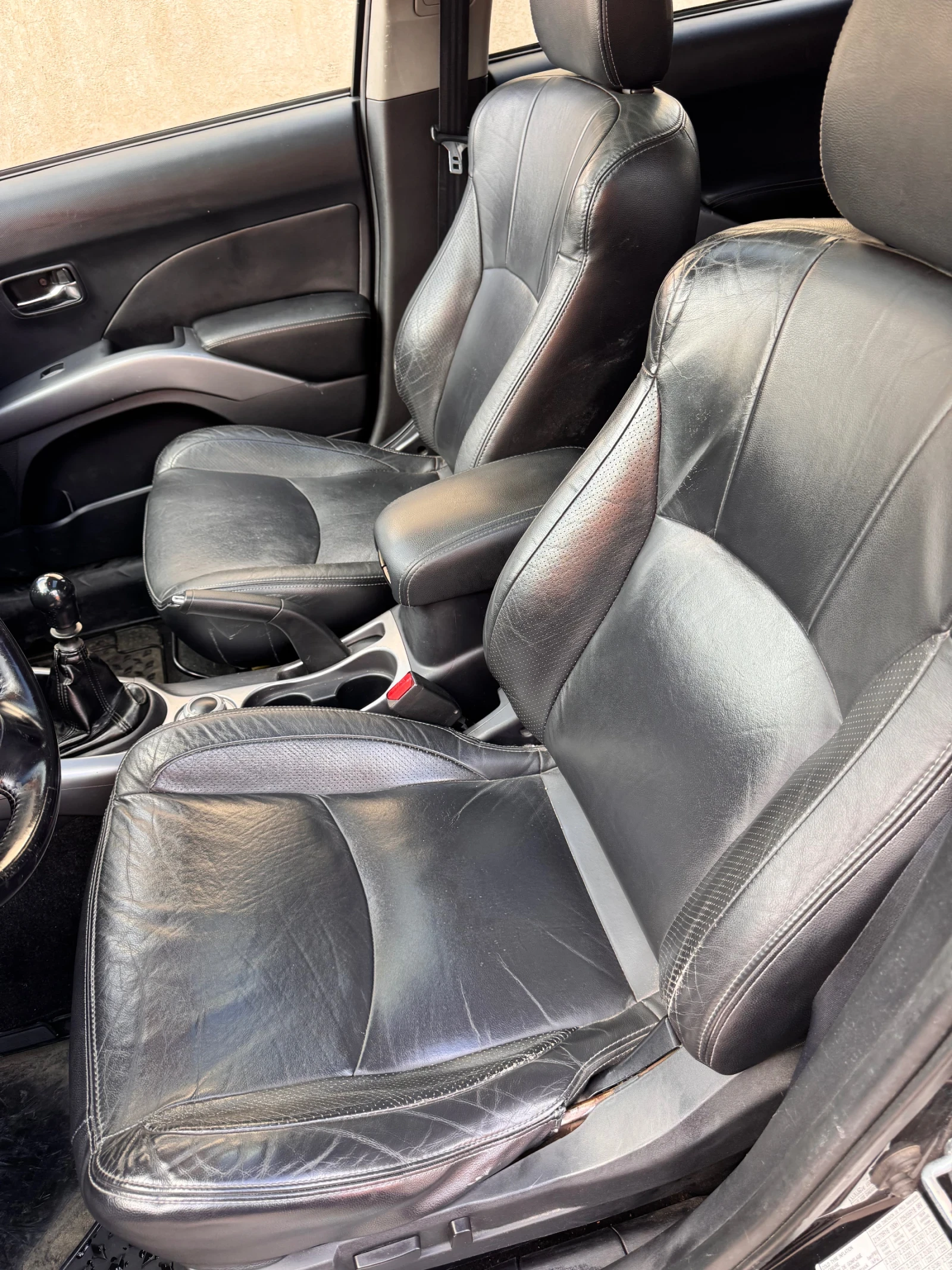 Mitsubishi Outlander 2.0D 4�4 Navi 7 ����� | Mobile.bg � ����������� 12