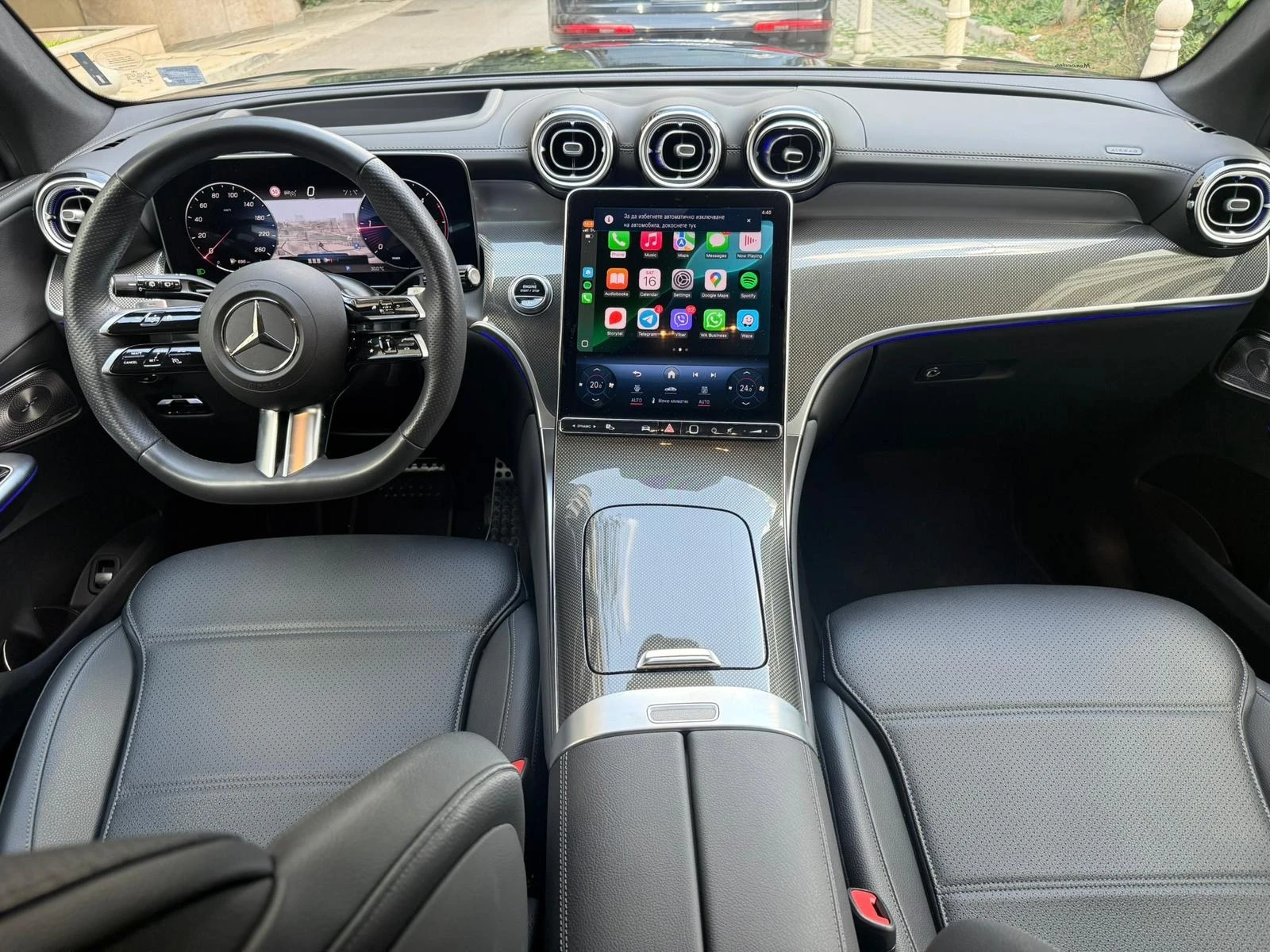 Mercedes-Benz GLC 220 D AMG 4Matic ОБДУХВАНЕ PANO HUD DISTRONIC FULL   - изображение 6