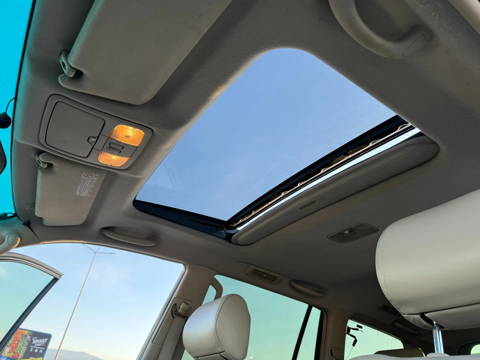 Toyota Land cruiser, снимка 13 - Автомобили и джипове - 53817794