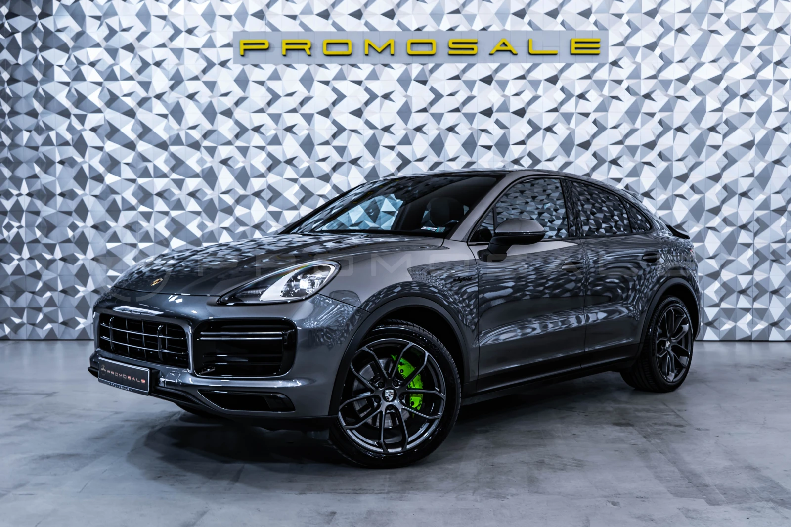 Porsche Cayenne E-Hybrid Coupe PANO* SPORT CHRONO* BOSE