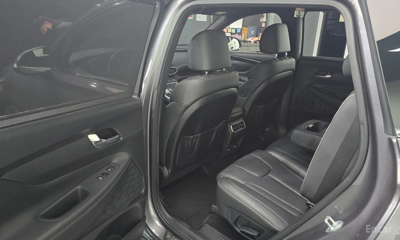 Hyundai Santa fe 2.5T* PRESTIGE* DISTRONIC* LANE ASS* ОБДУХВАНЕ, снимка 16 - Автомобили и джипове - 55234560