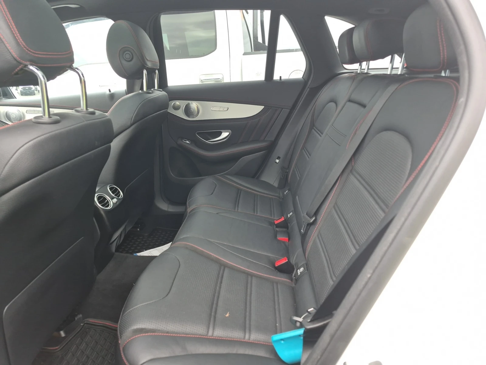 Mercedes-Benz GLC 43 AMG 4MATIC, снимка 11 - Автомобили и джипове - 55243556