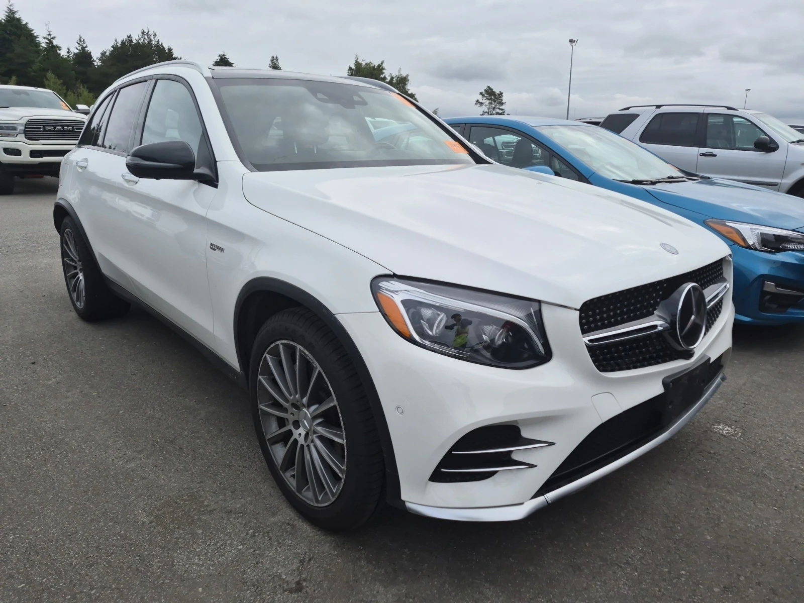 Mercedes-Benz GLC 43 AMG 4MATIC, снимка 2 - Автомобили и джипове - 55243556