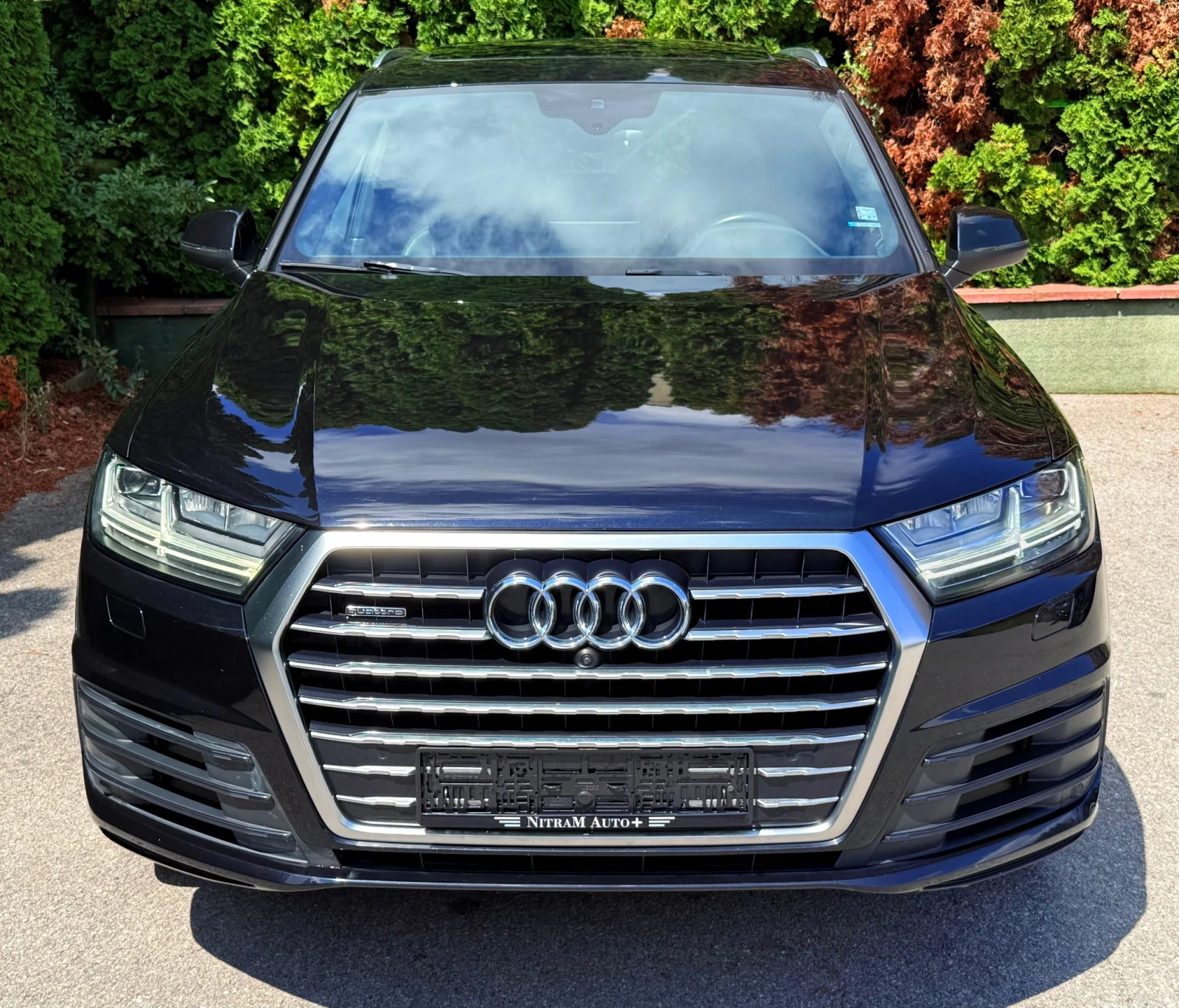 Audi Q7 ТFSI/S-Line/BOSE/Pano/Keyless/Climaseat/6+ 1, снимка 2 - Автомобили и джипове - 55418134