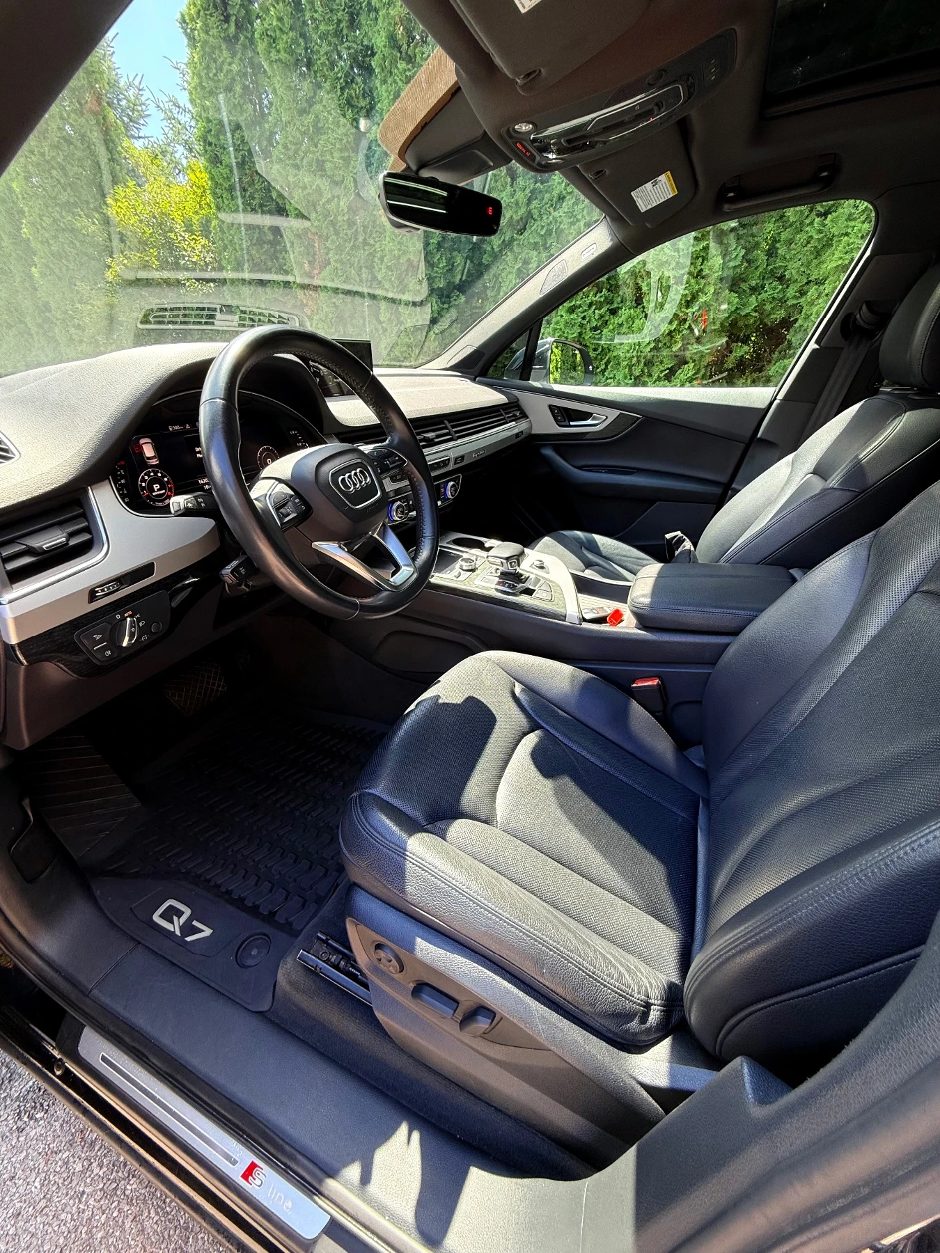 Audi Q7 ТFSI/S-Line/BOSE/Pano/Keyless/Climaseat/6+ 1, снимка 6 - Автомобили и джипове - 55418134