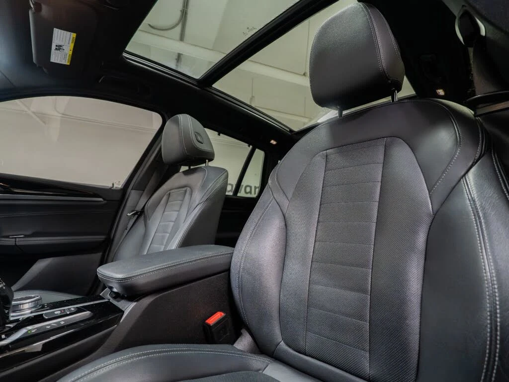 BMW X3 xDrive30i * 360 * ОБДУХ * ПАНО * HARMAN KARDON, снимка 11 - Автомобили и джипове - 55987594