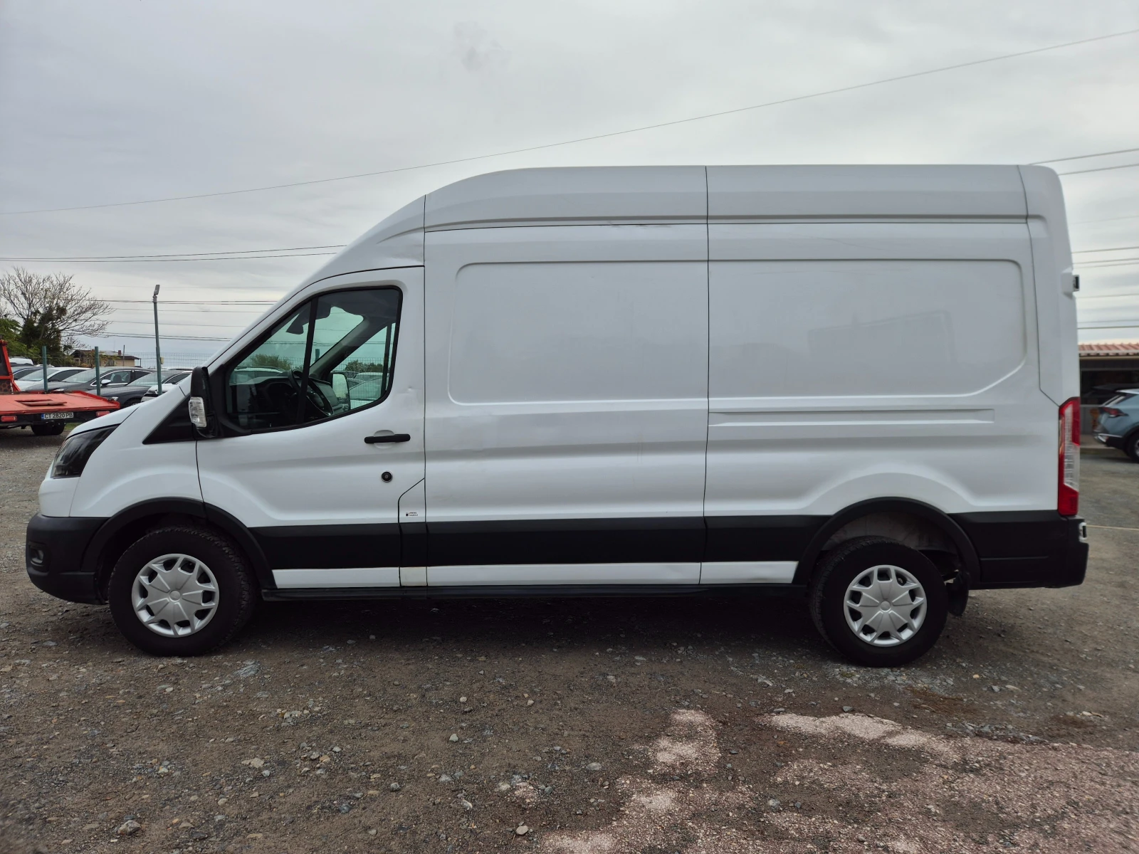 Ford Transit 2.0d 170кс, снимка 2 - Бусове и автобуси - 56744809
