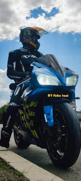Yamaha YZF-R1, снимка 12