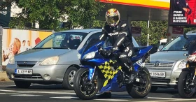 Yamaha YZF-R1, снимка 13