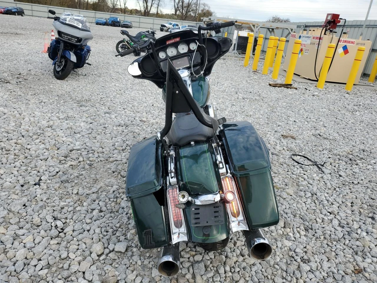 Harley-Davidson Touring FLHXS STREET GLIDE SPECIAL - изображение 4