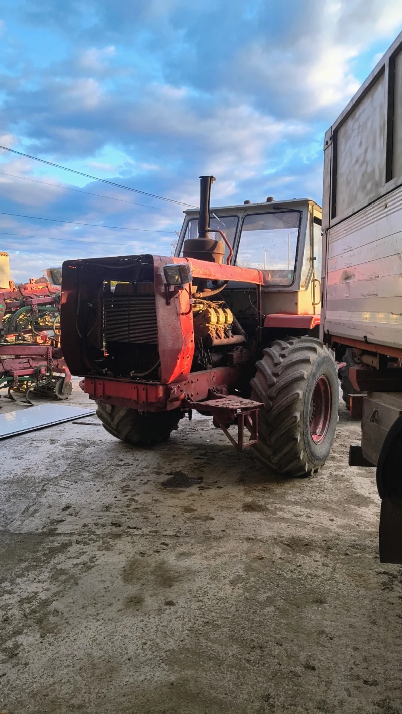 Трактор Т  T150  К двигател мерцедес