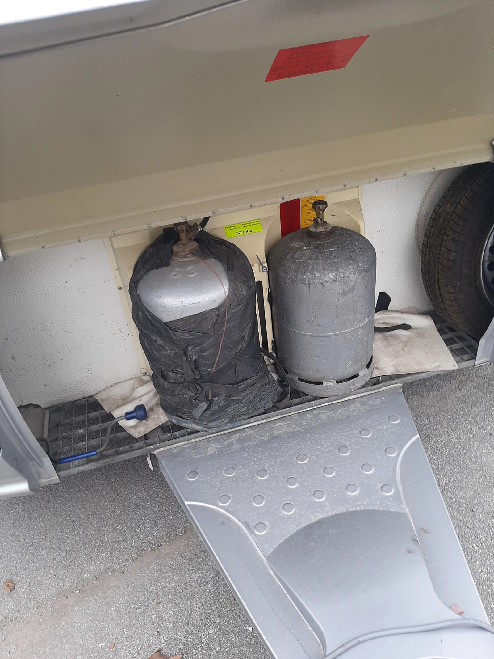 Каравана Fendt топаз, снимка 15 - Каравани и кемпери - 54110000