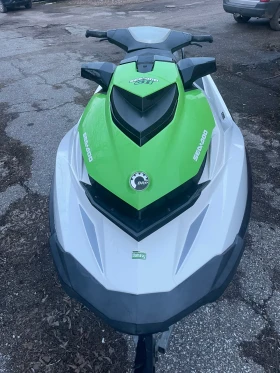 Джет Bombardier Sea Doo GTi 130, снимка 1 - Воден транспорт - 48885379