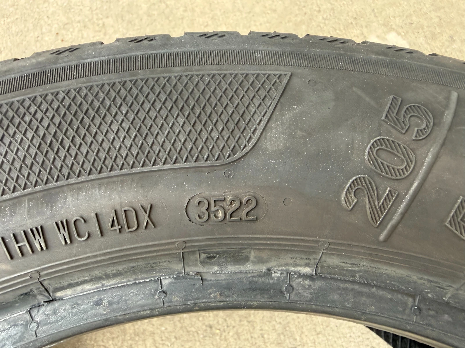 Гуми Летни 205/55R16, снимка 5 - Гуми и джанти - 53987482