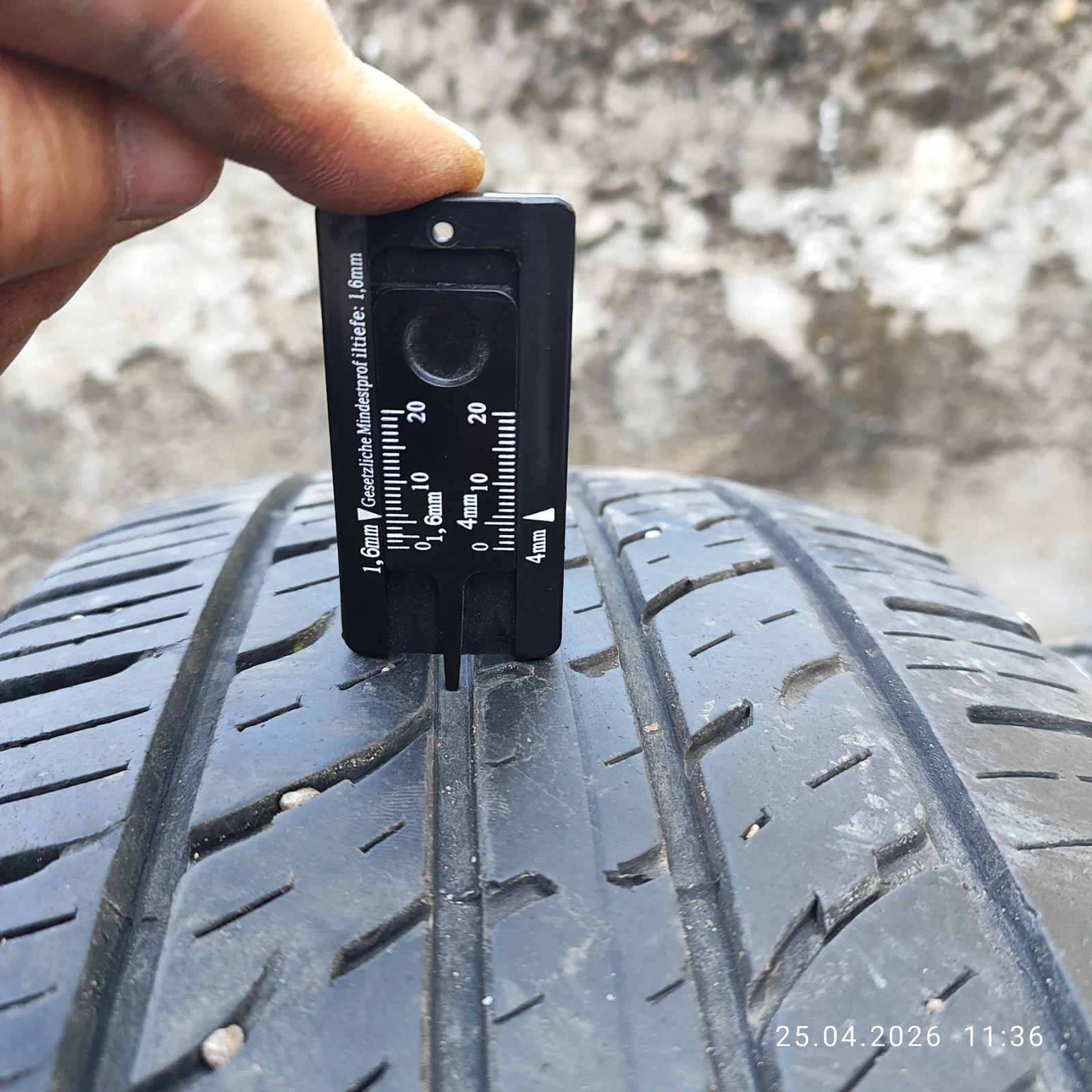 Гуми Летни 225/65R17, снимка 7 - Гуми и джанти - 54338536