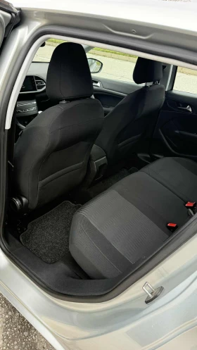Peugeot 308 1.6HDI SW * ПЕРФЕКТЕН* , снимка 10