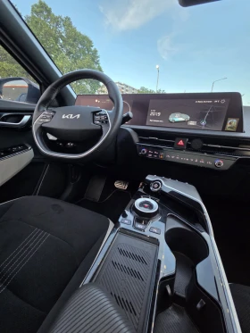 Kia EV6 GT-Line AWD  77.4 kWh Термопомпа , ГАРАНЦИЯ 2029, снимка 13