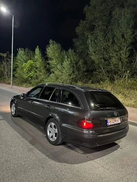 Mercedes-Benz E 320, снимка 4