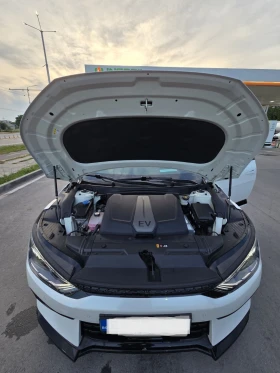 Kia EV6 GT-Line AWD  77.4 kWh Термопомпа , ГАРАНЦИЯ 2029 - 39999 € / 78231.24 лв. - 17990893 8