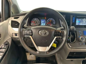 Toyota Sienna - 16957 € - 46812124 13