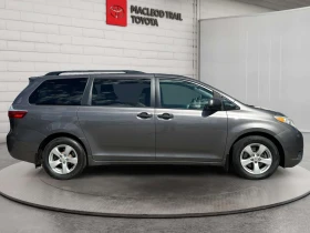 Toyota Sienna - 16957 € - 46812124 6