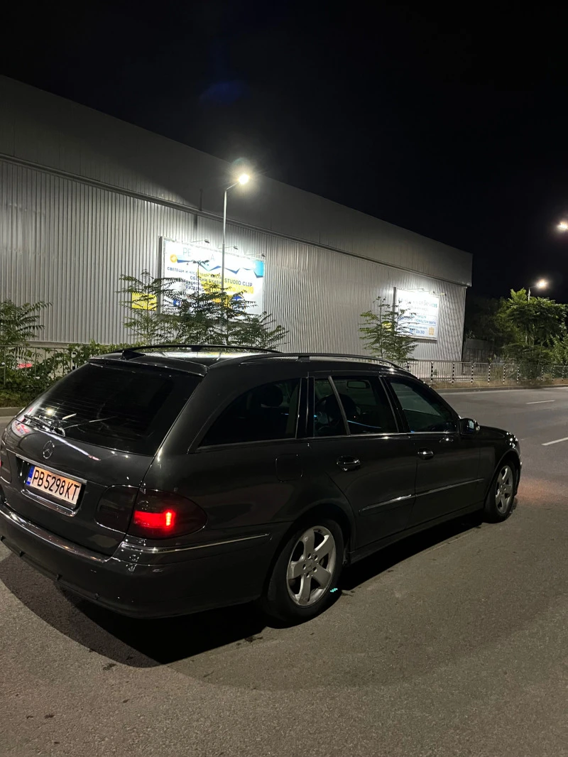 Mercedes-Benz E 320, снимка 5 - Автомобили и джипове - 47133944