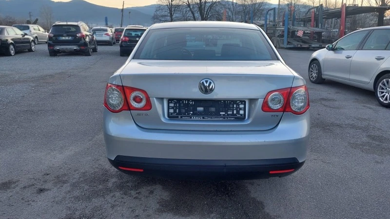 VW Jetta 1, 9, снимка 8 - Автомобили и джипове - 47529971