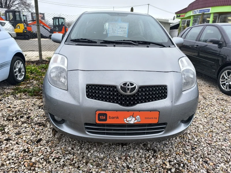 Toyota Yaris 1.3 бензин 08г., снимка 2 - Автомобили и джипове - 47714812