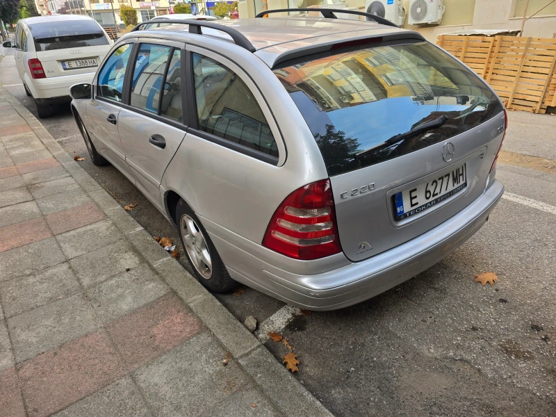 Mercedes-Benz C 220 CDI, снимка 2 - Автомобили и джипове - 47632314