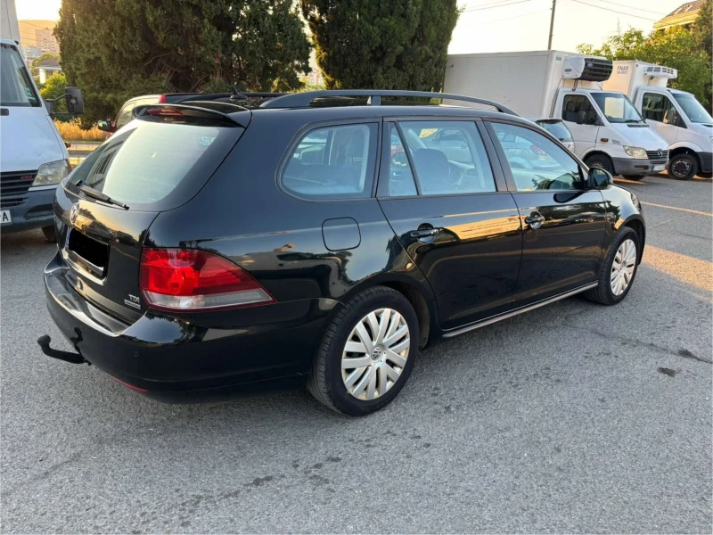 VW Golf 1.6 TDI, снимка 5 - Автомобили и джипове - 50595601