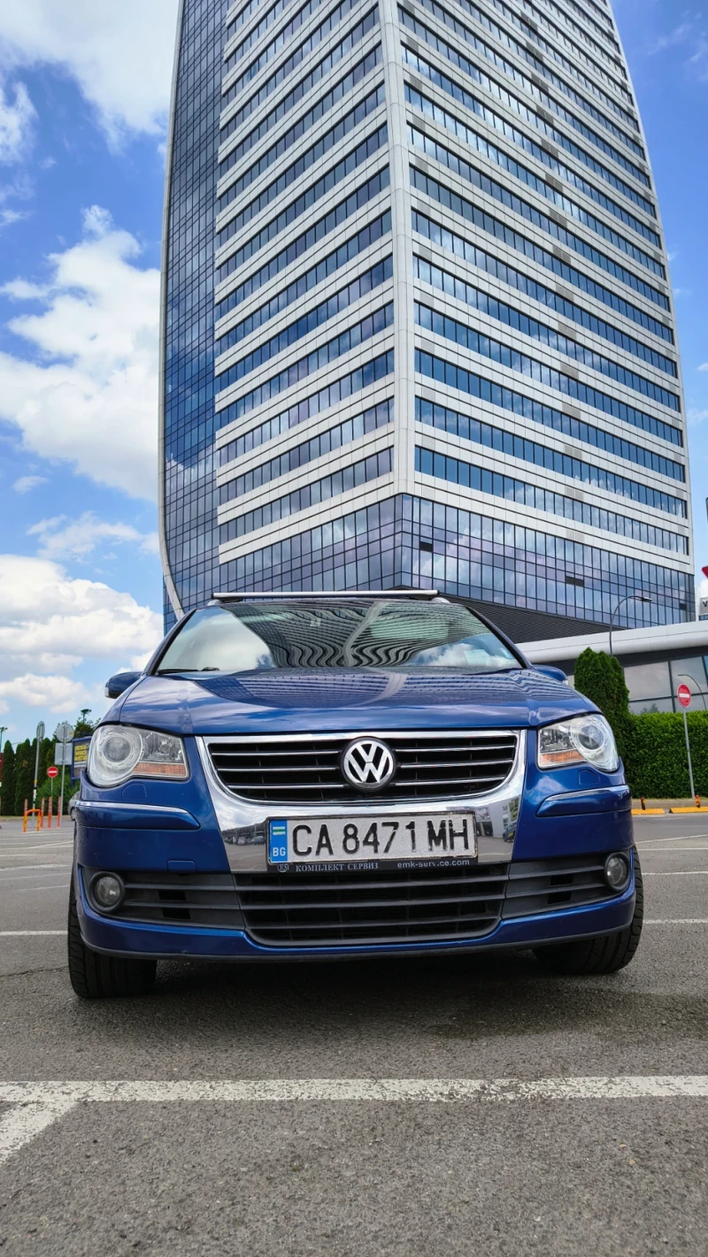 VW Touran, снимка 5 - Автомобили и джипове - 51804586
