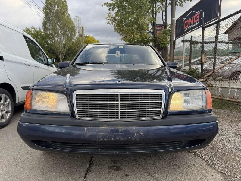 Mercedes-Benz C 200 GPL АВТОМАТИК , снимка 2 - Автомобили и джипове - 52020749
