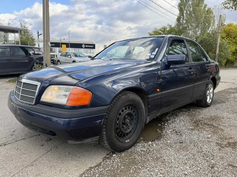 Mercedes-Benz C 200 GPL АВТОМАТИК , снимка 3 - Автомобили и джипове - 52020749