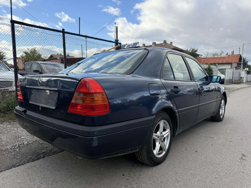 Mercedes-Benz C 200 GPL АВТОМАТИК , снимка 6 - Автомобили и джипове - 52020749