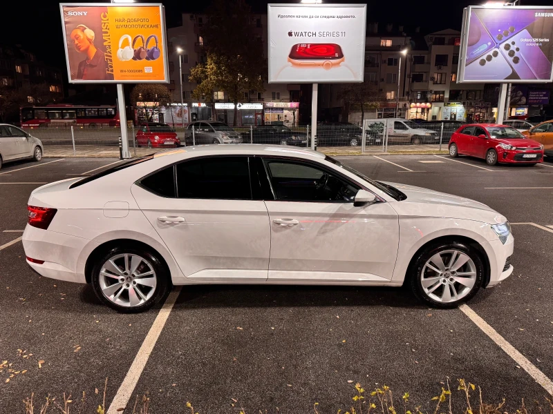 Skoda Superb  Facelift 2.0 TDI4x4   Alcantara   Ambient 190hp, снимка 8 - Автомобили и джипове - 52337521