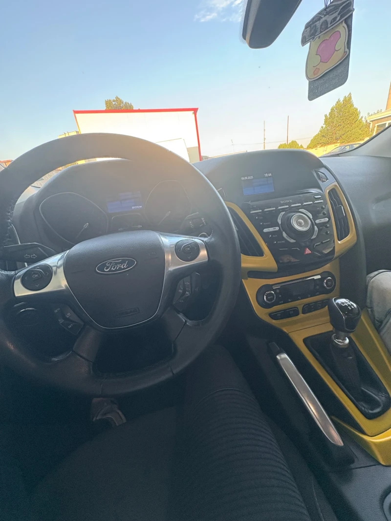 Ford Focus  1.6 Ecoboost Titanium , снимка 7 - Автомобили и джипове - 52514598