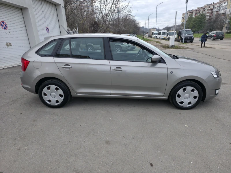 Skoda Rapid 1.6TDI/90КС/ КЛИМАТИК/ТОП СЪСТОЯНИЕ/ЕВРО 5В/, снимка 4 - Автомобили и джипове - 52725140