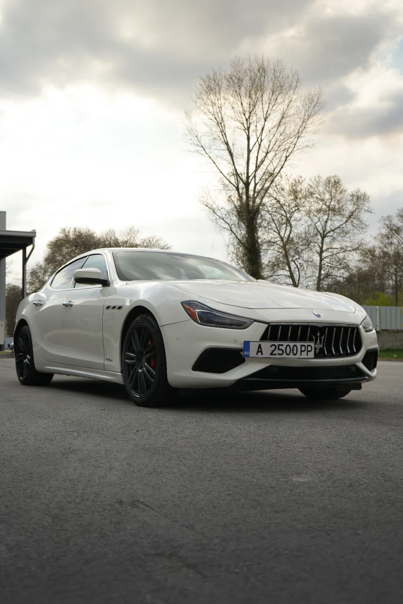 Maserati Ghibli Maserati Ghibli Granlusso Trofeo 2019г, снимка 4 - Автомобили и джипове - 52892175
