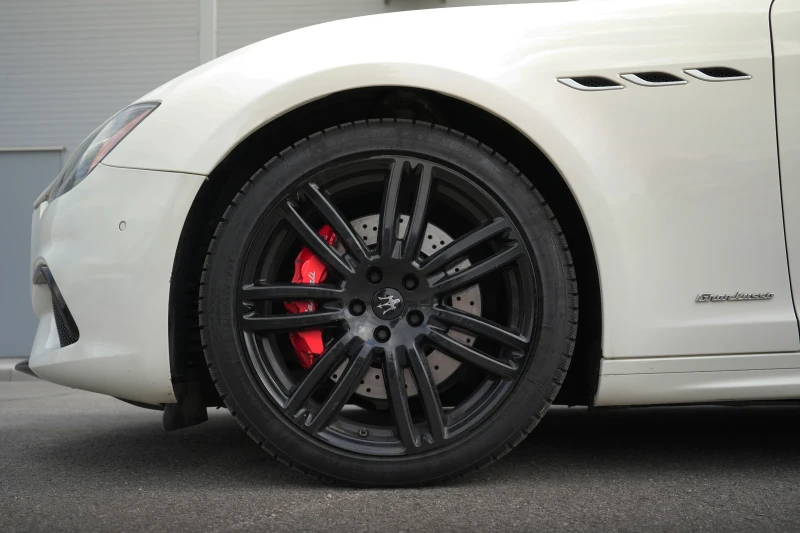 Maserati Ghibli Maserati Ghibli Granlusso Trofeo 2019г, снимка 9 - Автомобили и джипове - 52892175