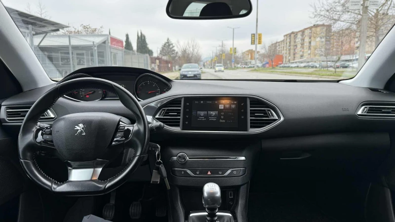 Peugeot 308 1.6HDI SW * ПЕРФЕКТЕН* , снимка 14 - Автомобили и джипове - 52904658
