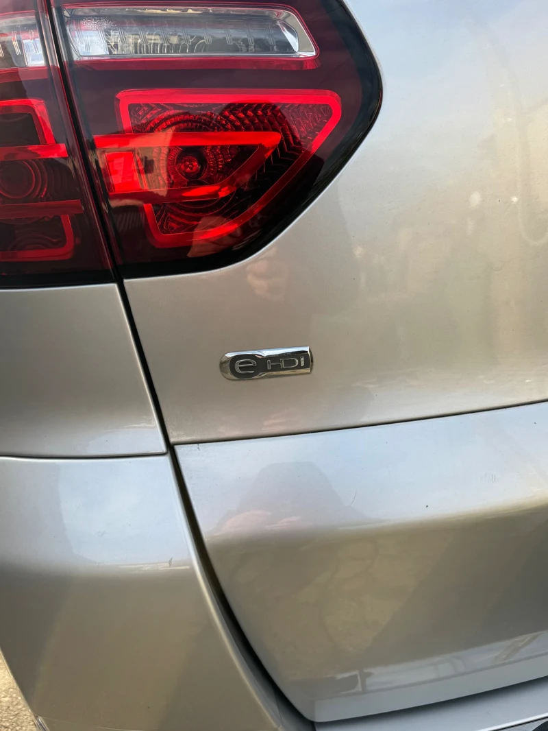 Citroen C4 Picasso 1.6 e-hdi 78 Хил АВТОМАТ , снимка 14 - Автомобили и джипове - 53127317