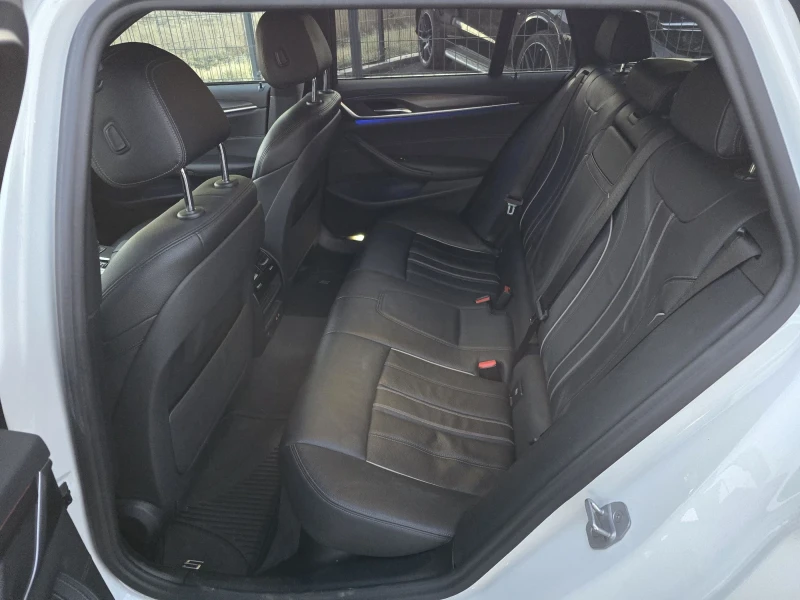 BMW 520 MSPORT/XDR/LCI, снимка 10 - Автомобили и джипове - 53112093