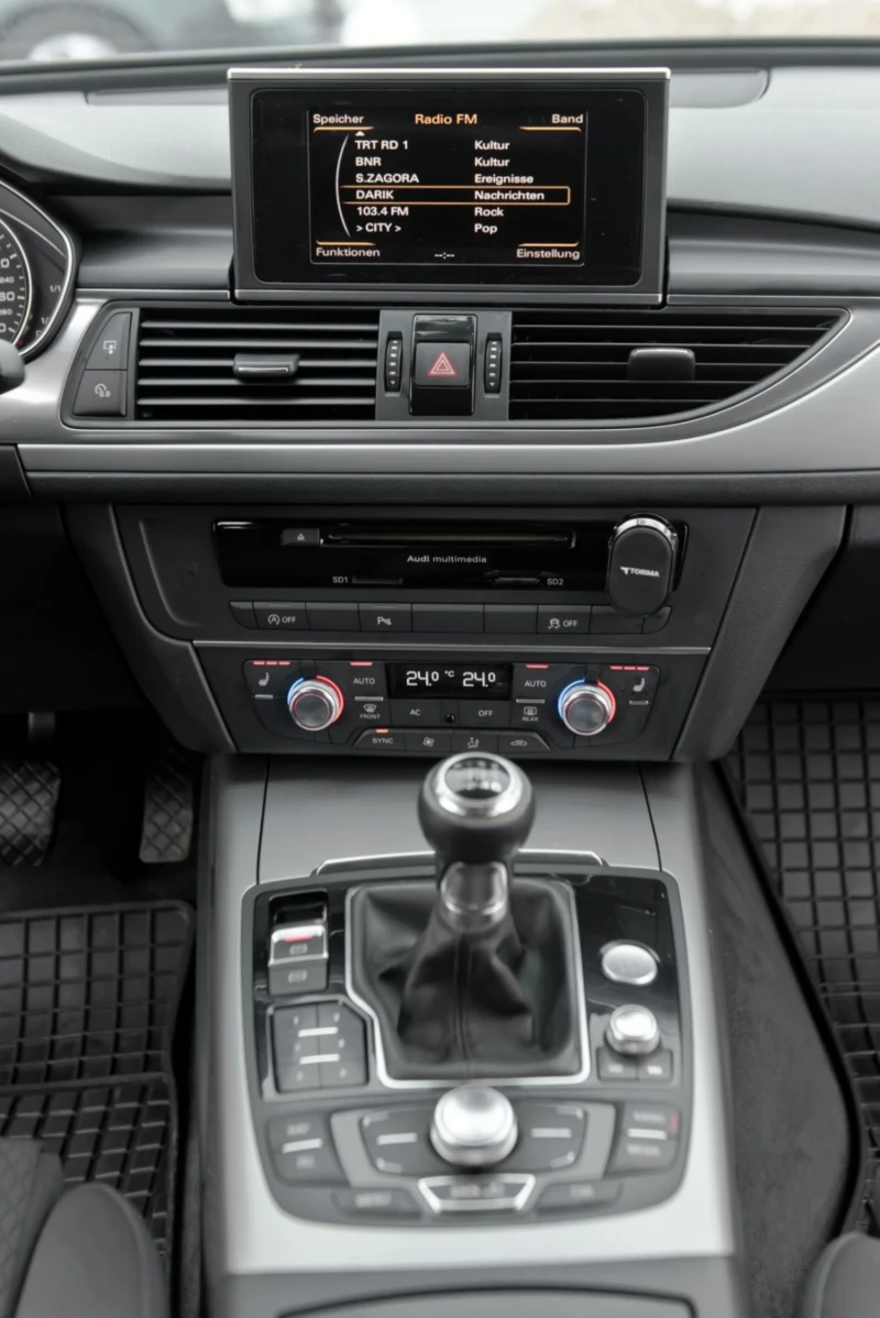 Audi A6 2.0 tdi, снимка 16 - Автомобили и джипове - 53358815