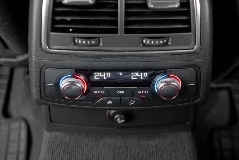 Audi A6 2.0 tdi, снимка 14 - Автомобили и джипове - 53358815