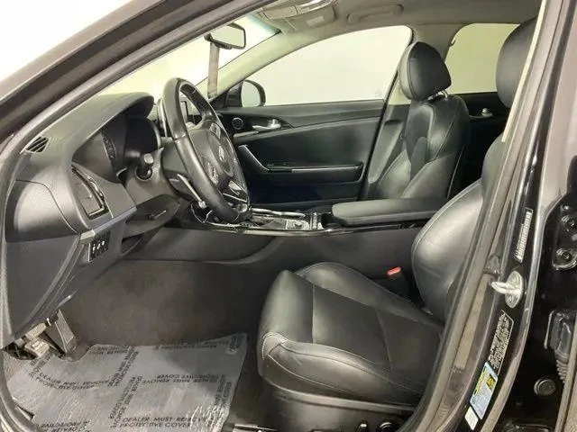 Kia Stinger, снимка 9 - Автомобили и джипове - 55734856