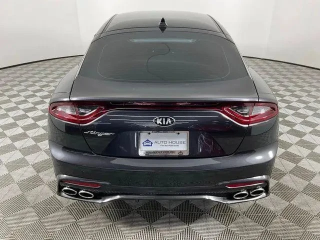 Kia Stinger, снимка 5 - Автомобили и джипове - 55734856