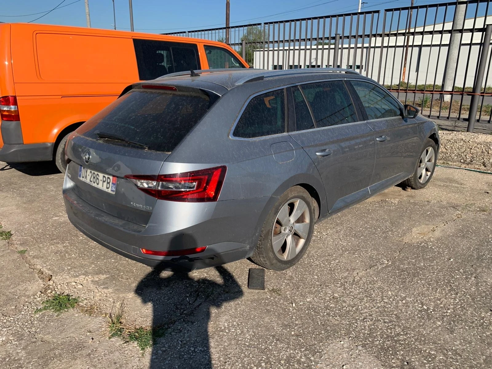 Skoda Superb 2.0 TDI 110kW NAVI, CAMERA, DSG, Alkantara - изображение 5