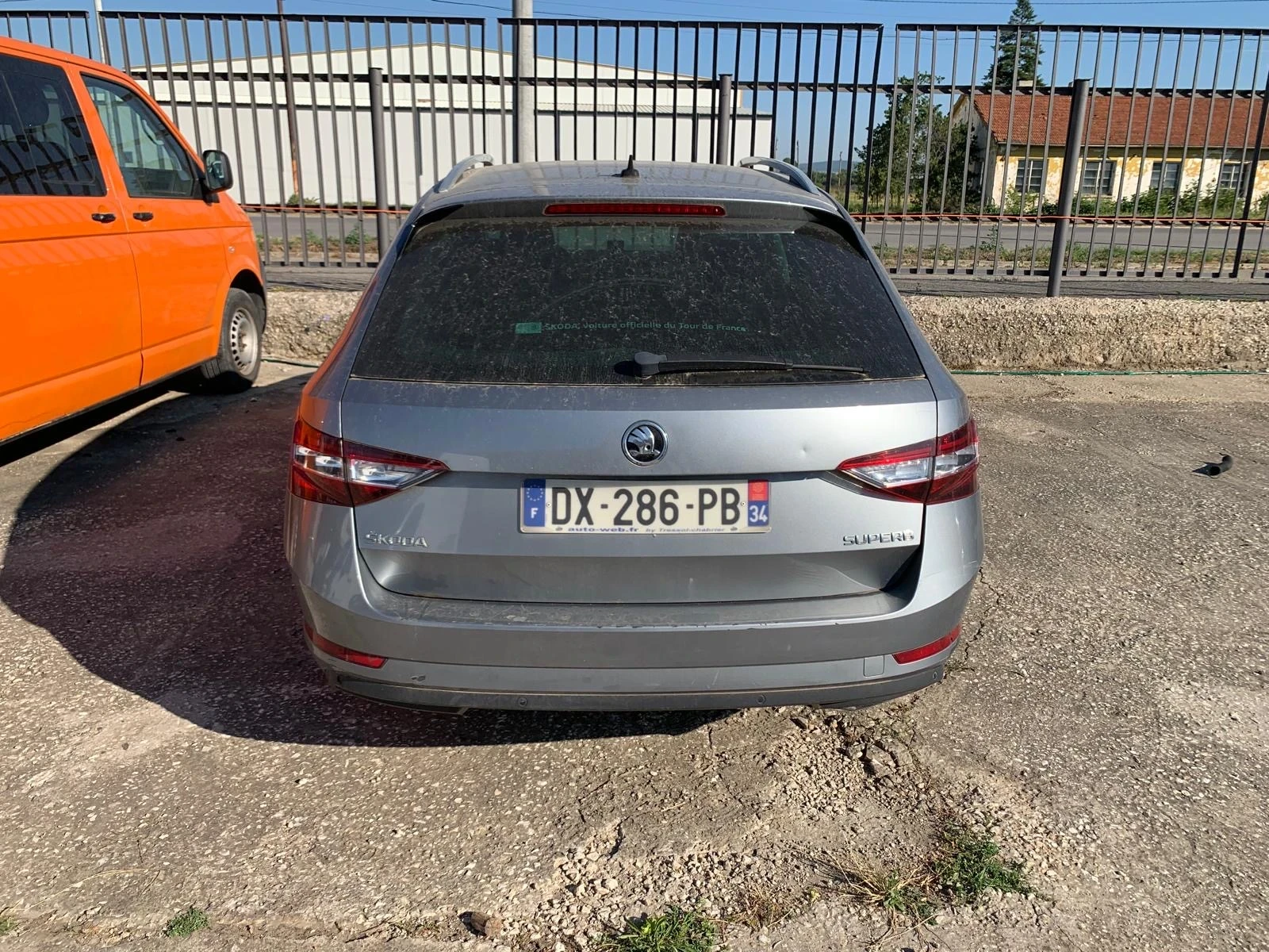 Skoda Superb 2.0 TDI 110kW NAVI, CAMERA, DSG, Alkantara - изображение 6