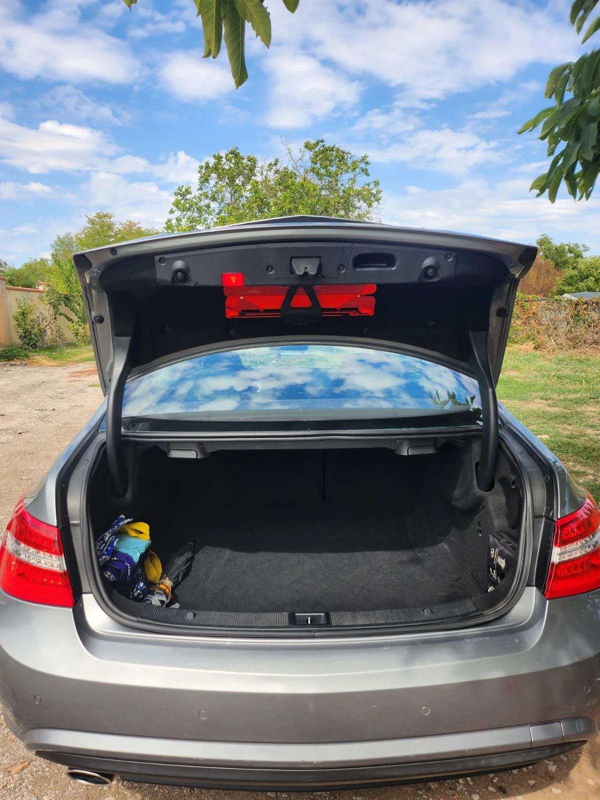 Mercedes-Benz E 220  - изображение 5