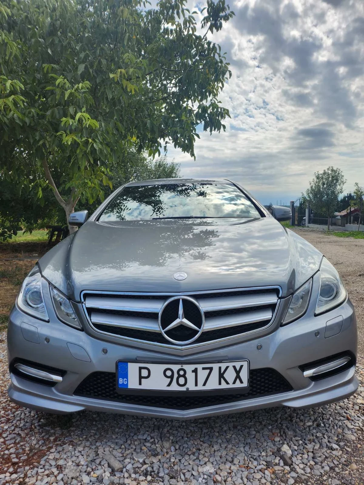 Mercedes-Benz E 220  - изображение 2